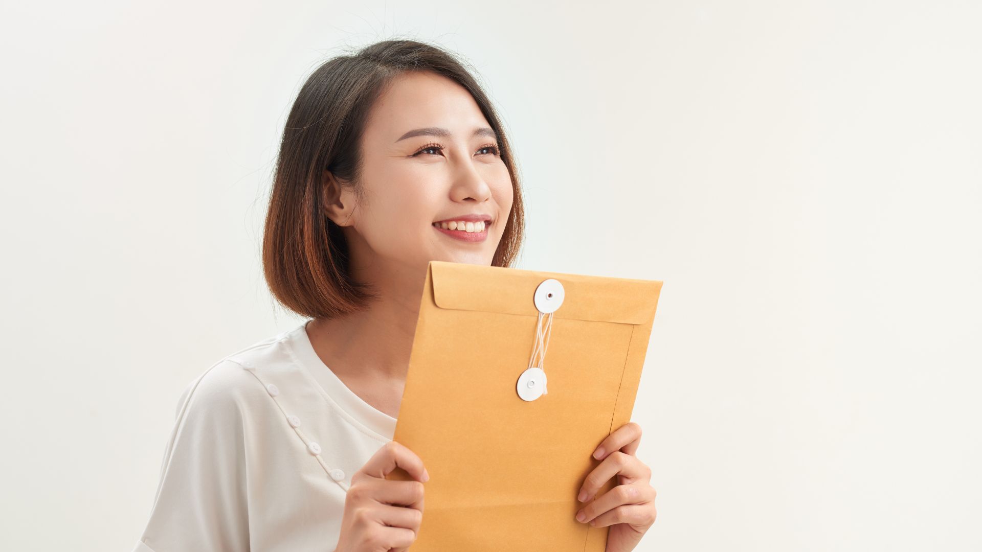 日越の文化を橋渡しするハーフの強みを示すイメージ