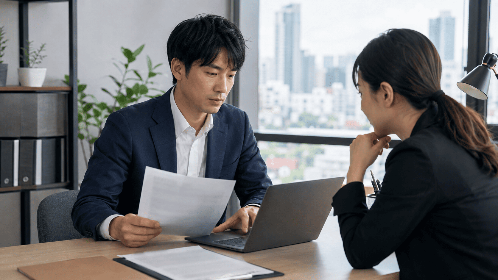 バンコクでの求人応募・書類準備のイメージ