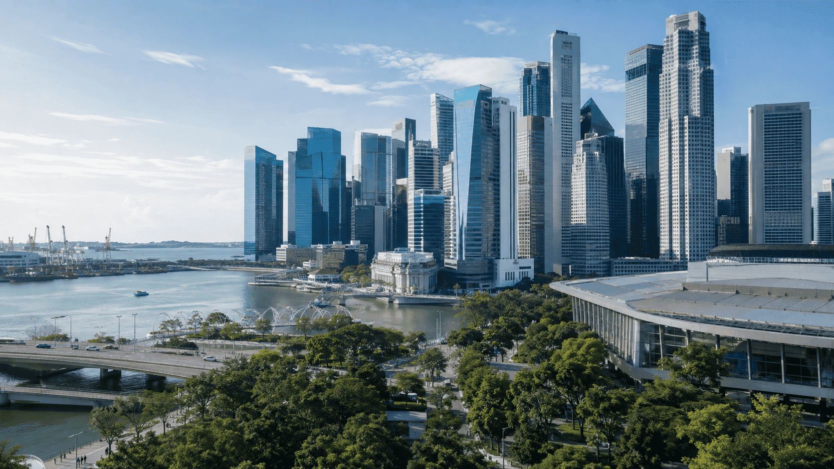 シンガポールの高層ビル群とビジネス街の風景